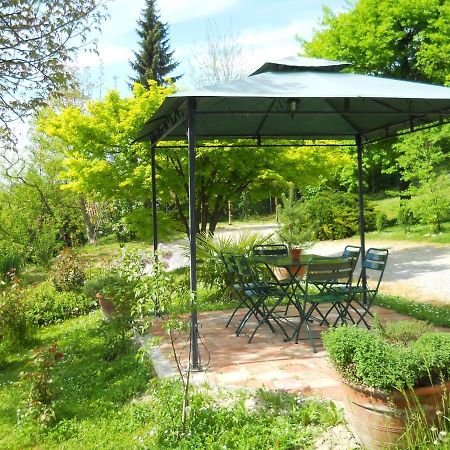 Tenuta Calabiana Diano dʼAlba Exteriör bild